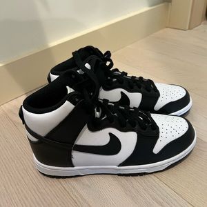 Brand new panda dunks